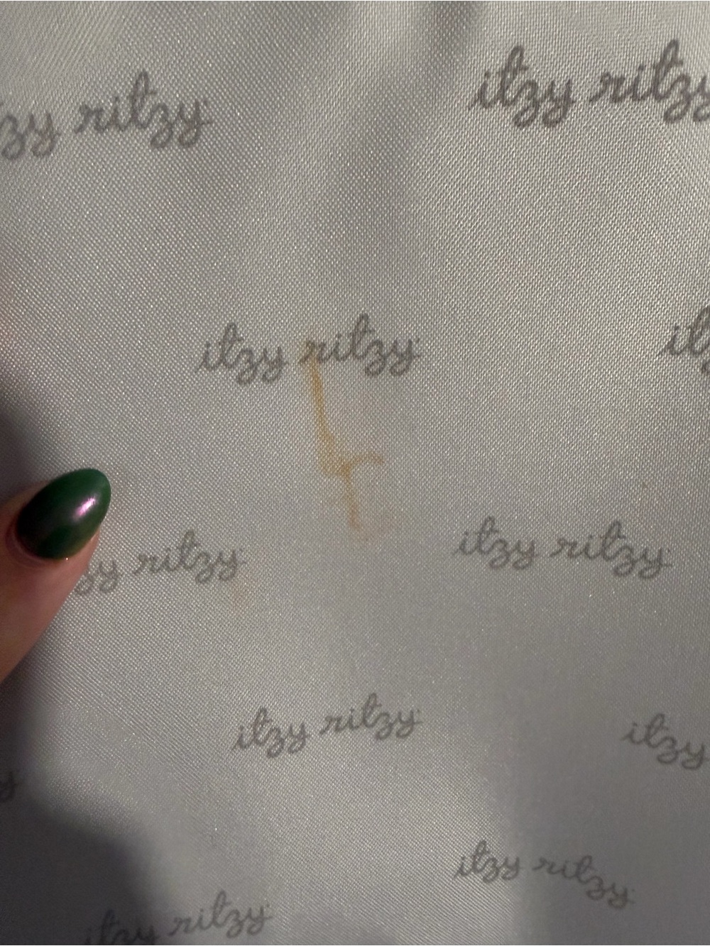 Itzy Ritzy Weekender Bag - Picture 10 of 11